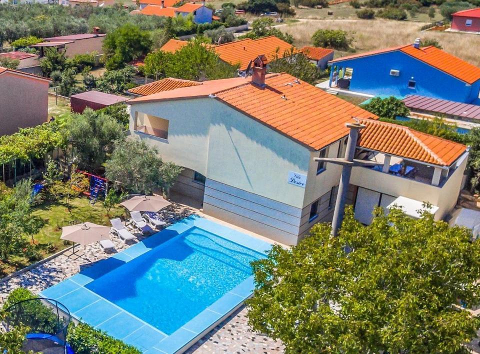 Desire Villa *