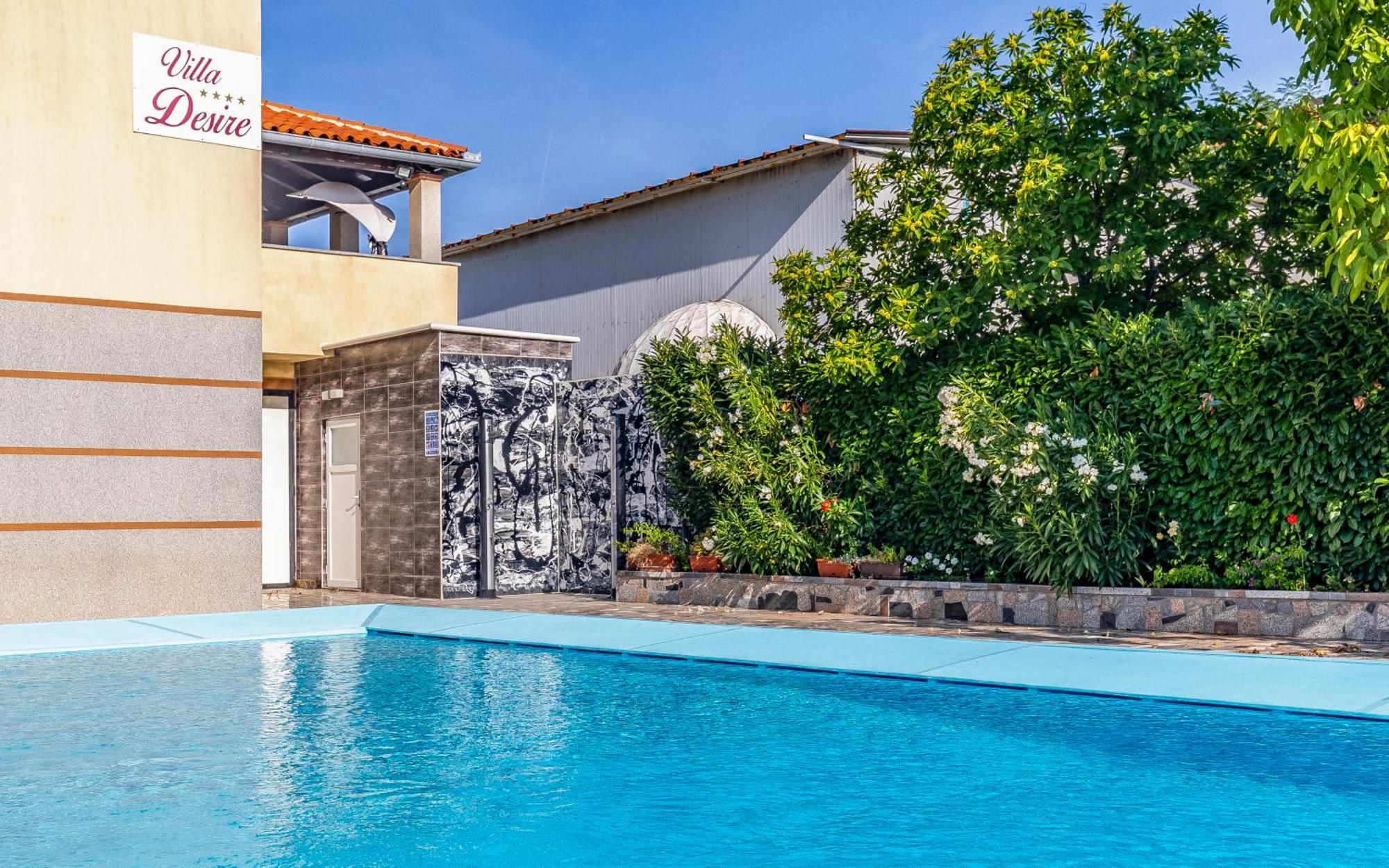 Desire Villa *