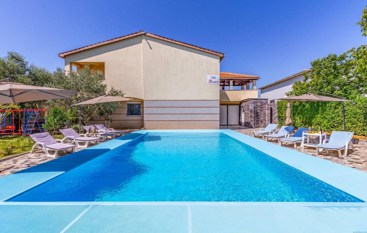 Villa Desire